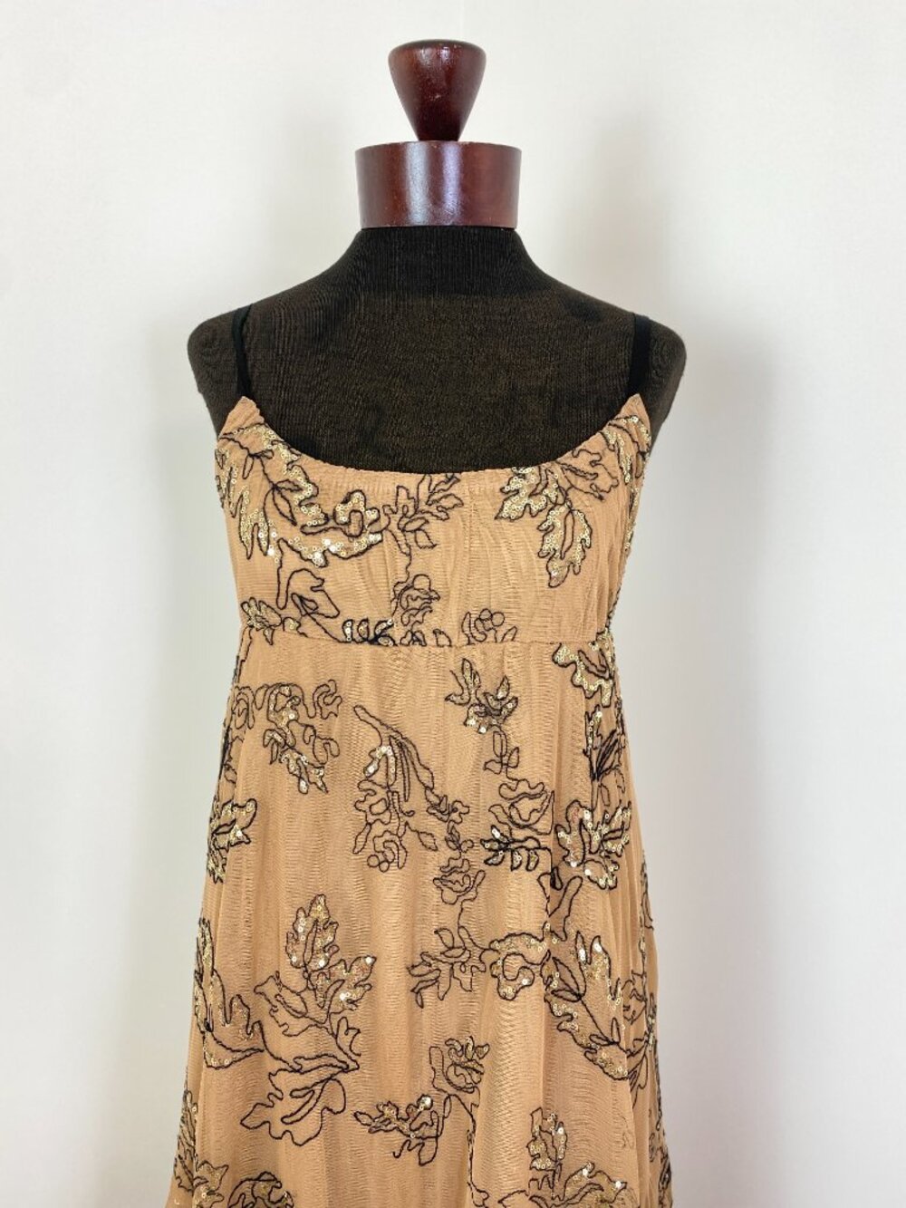 Anthropologie Sequined Tulle Midi/Maxi Dress Tan Embroidered Wedding Guest XS - Picture 7 of 12